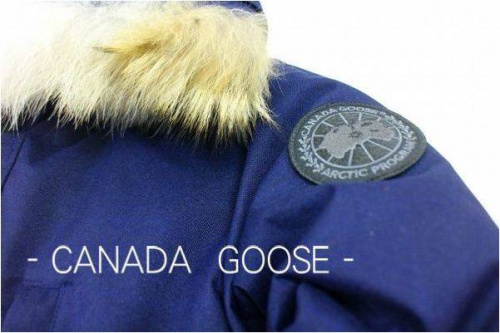 メンズのトップス