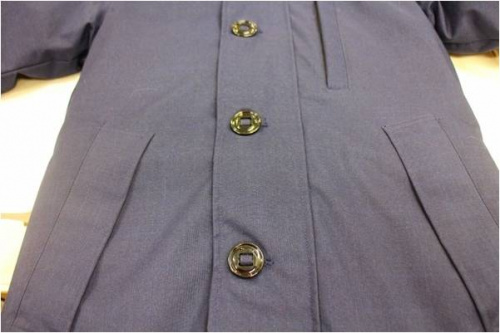 ダウンジャケットのCRESTON