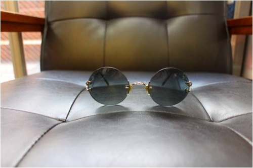 アクセサリー・小物のサングラス