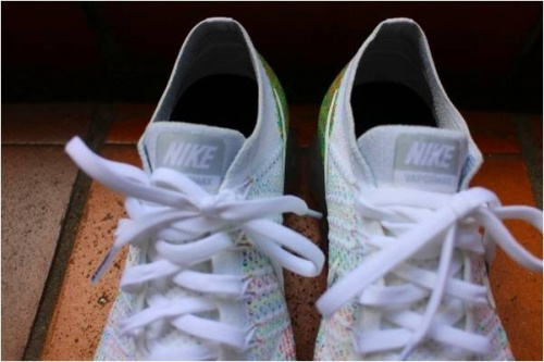 スニーカーのNIKE