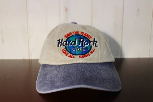 レアアイテムのHard Rock Cafe