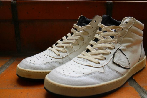 買取案内のPhilippe Model Paris