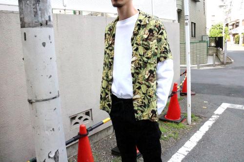 柄シャツ アロハシャツの古着