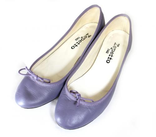 レザーパンプス