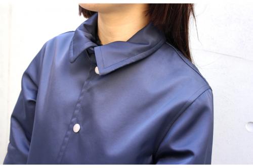 ナイロンボンディングコーチジャケットのジャケット