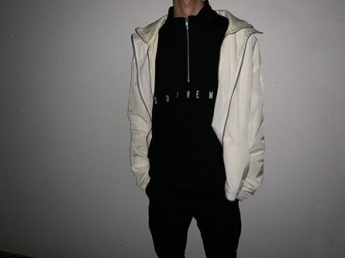 ストリートブランドのSUPREME