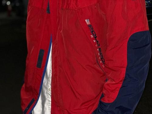 ナイロンジャケットの90ｓ　ビンテージ　古着