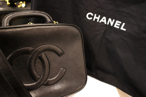 シャネルのCHANEL