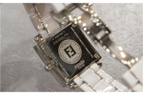 リストウオッチのクアドロ