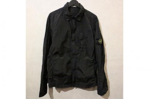 STONE ISLANDのストーンアイランド