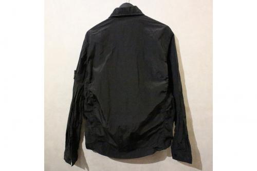 ストーンアイランドのナイロンメタルシャツジャケット