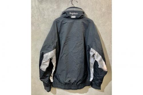 コラボアイテムのKITH