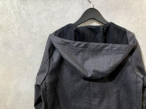 トラディショナルウェザーウェアのフーデッドコート