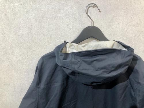 マムートのマウンテンパーカー