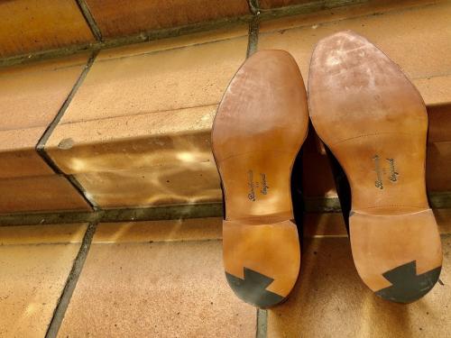 ブーツのオンライン掲載中