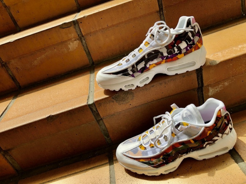 スニーカーのNIKE