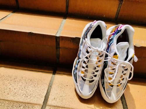 ナイキのAir Max 95 ERDL Party White