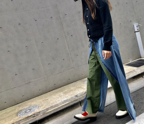 キャリアファッションのAMERI