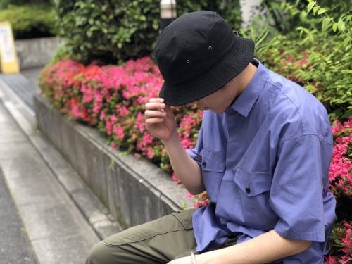 アトゥのシャツ