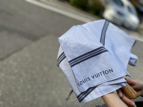 LOUIS VUITTON 　のルイ ヴィトン　