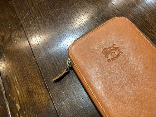 イルビゾンテの長財布