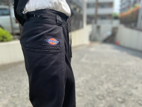 コラボ・別注アイテムのDickies×ANREALAGE