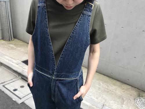 クロエのデニムサロペット