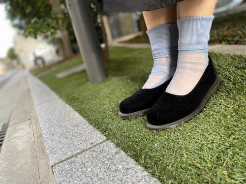 ドクターマーチン×コムデギャルソンのスウェードシューズ