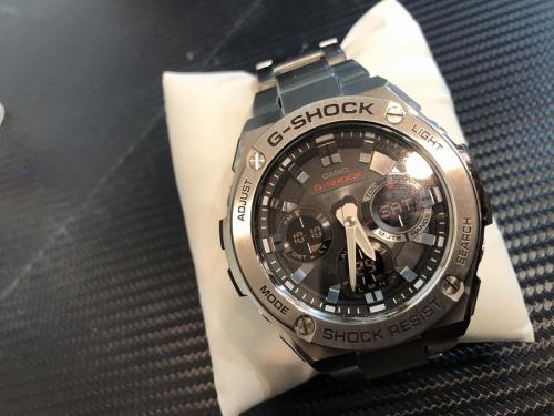 カシオ ジーショックのリストウォッチ