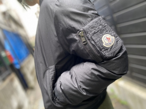 キャリアファッションのMONCLER