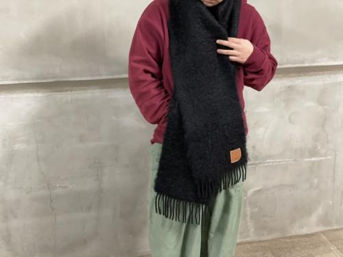 ロエベのモヘヤマフラー