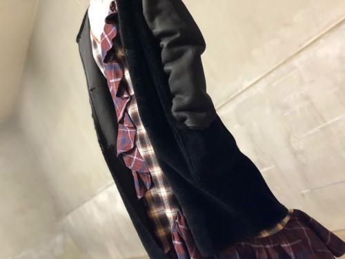 ペレリールッソのリバーシブルムートンコート