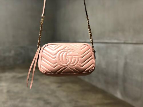 ショルダーバッグ