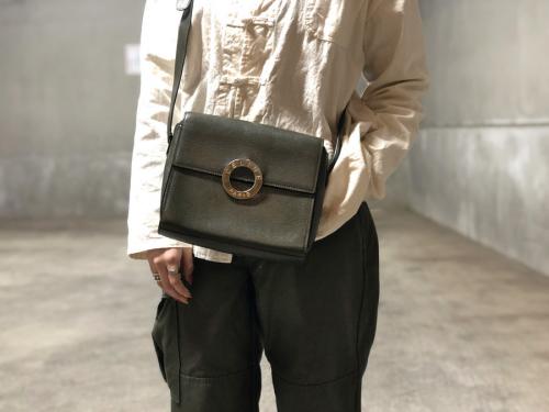 オールドサークル金具ショルダーバッグ M12 レザーバッグのトレファクスタイル調布店