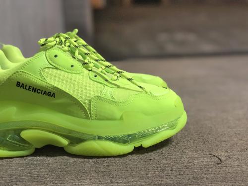 BALENCIAGAのバレンシアガ