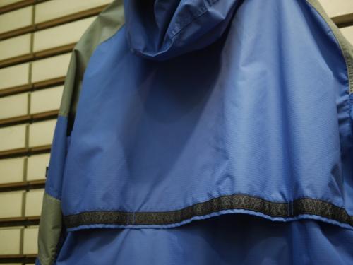 パッカブルアノラックパーカーのアウトドア