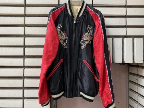 リバーシブルスカジャン