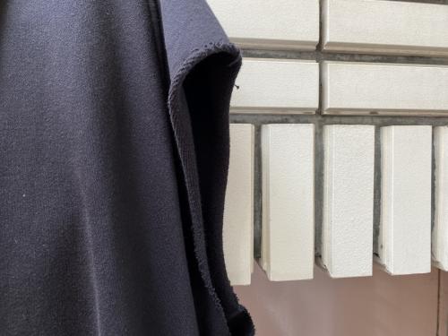 ラフシモンズのSLEEVELESGRAPHICHOODIE