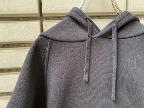 SLEEVELESGRAPHICHOODIEの19ss
