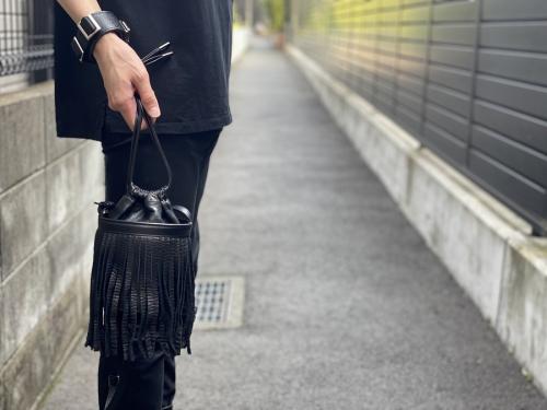 Yohji Yamamoto + NOIRのヨウジヤマモト プリュス ノアール