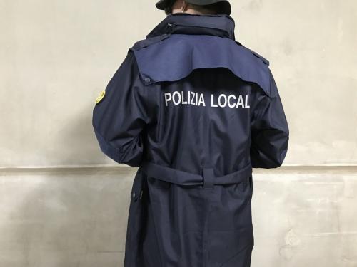 フーデッドコート