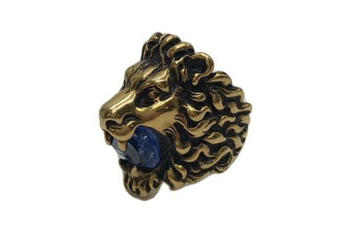 グッチのクリスタル付ライオンヘッドリング　指輪　モチーフリング