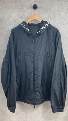 「インポートブランドのMONCLER 」