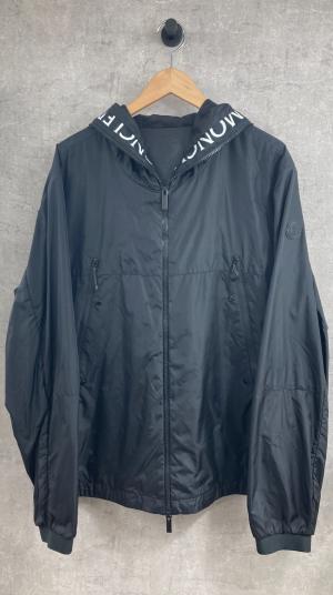 「インポートブランドのMONCLER 」