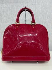「ラグジュアリーブランドのLOUIS VUITTON 」