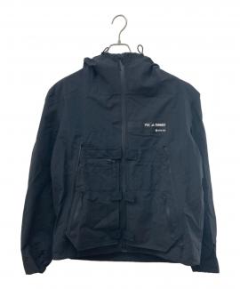 「スポーツブランドのY-3 」