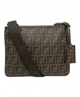 「ラグジュアリーブランドのFENDI 」