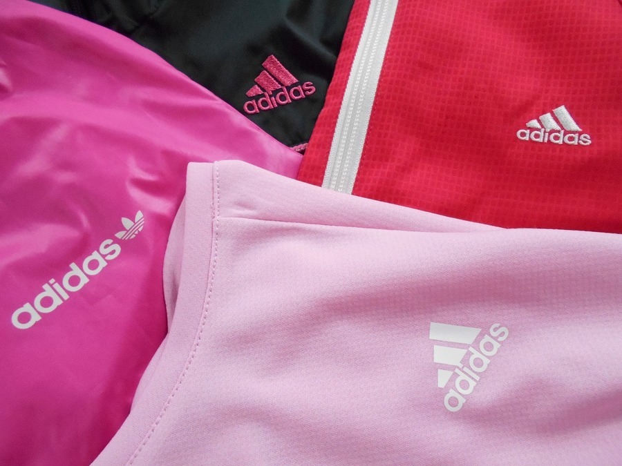 大人気 大定番のadidas アディダスのスポーツウェアをお買い得価格でお届けしちゃいます 08 29発行