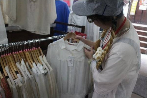 激安古着のイベントなう