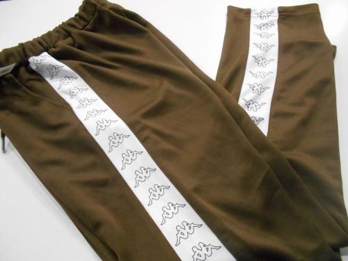 リサイクルショップの古着